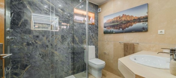 4 bedrooms House in Vila Nova de Gaia, Portugal No. 29355 18