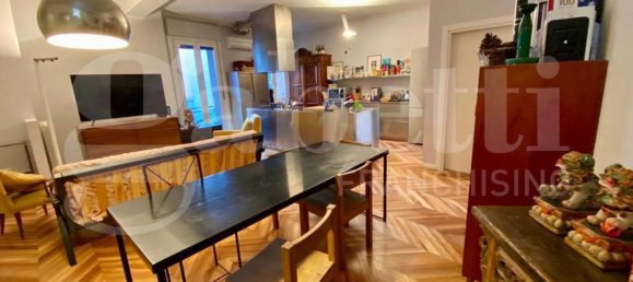 Apartamento de 3 habitaciónes en Cremona, Italy No. 308460 2