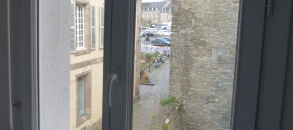 1 bedroom Apartment in Lannion, France No. 54100 2