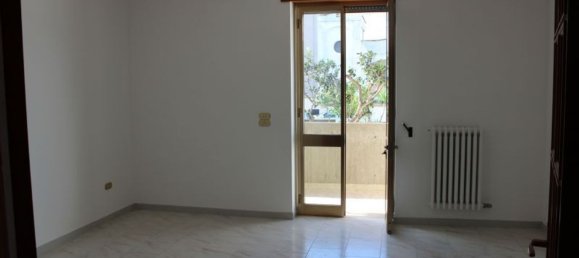 Apartamento de 5 habitaciónes en Calimera, Italy No. 231925 2