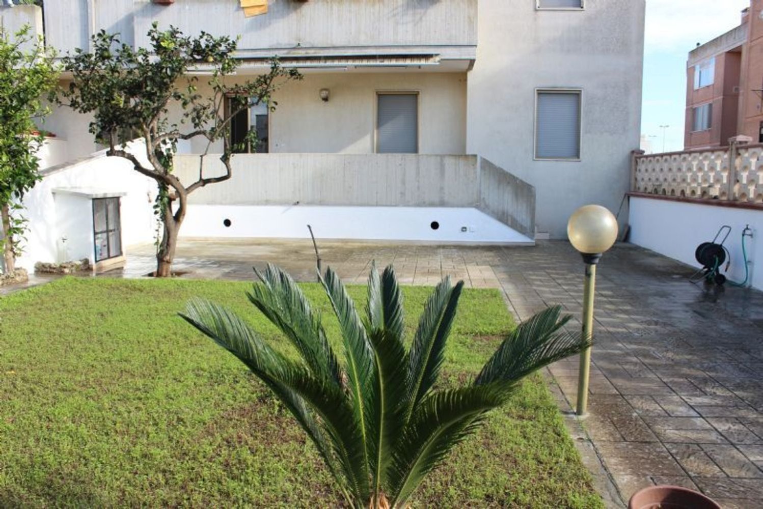 Apartamento de 5 habitaciónes en Calimera, Italy No. 231925