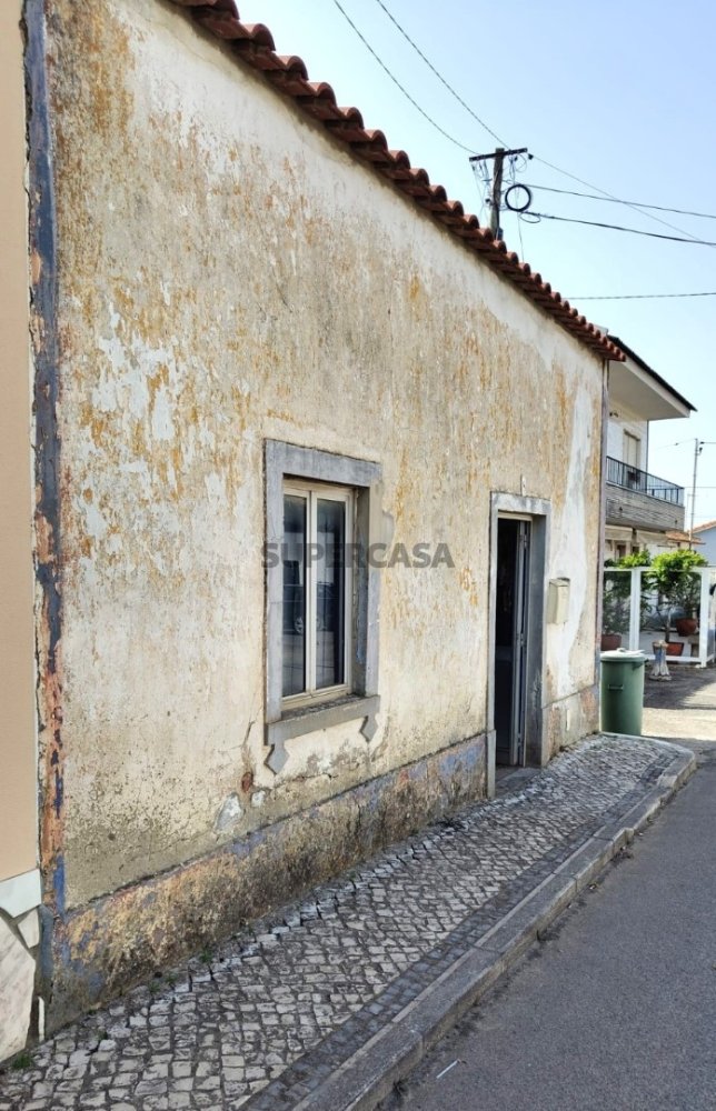 2 bedrooms House in Lourinha, Portugal No. 209470