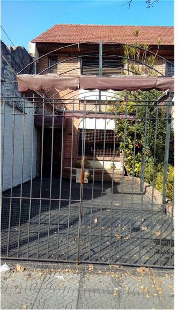 3 bedrooms House in Lomas de Zamora, Argentina No. 62117