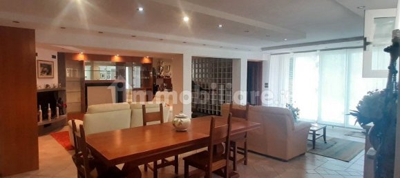 5 غرف نوم فيلا في Recanati, Italy رقم 127225 28