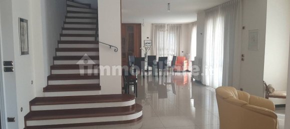 5 غرف نوم فيلا في Recanati, Italy رقم 127225 11