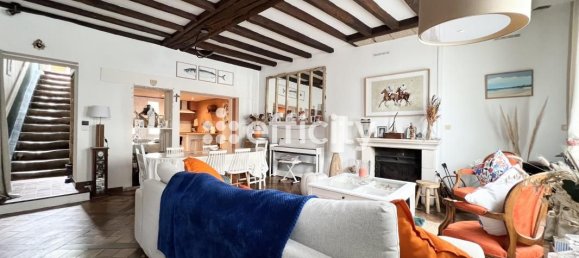 Casa de 4 dormitorios en Tours, France No. 279668 2