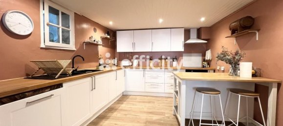 Casa de 4 dormitorios en Tours, France No. 279668 3