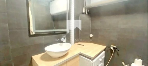 Квартира с 1 спальней в Йер, Франция № 349871 4