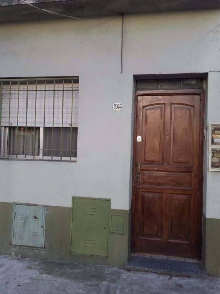 2 bedrooms House in Vicente Lopez, Argentina No. 3943