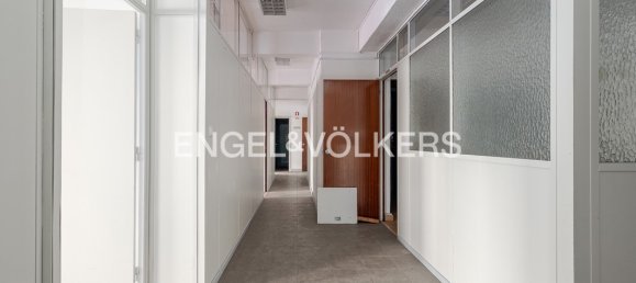 60 bedrooms Hotel in Lisbon, Portugal No. 106075 22
