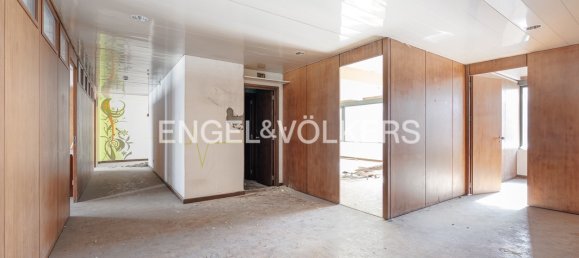 60 bedrooms Hotel in Lisbon, Portugal No. 106075 32