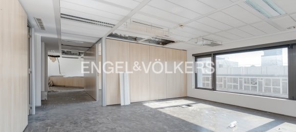 60 bedrooms Hotel in Lisbon, Portugal No. 106075 41