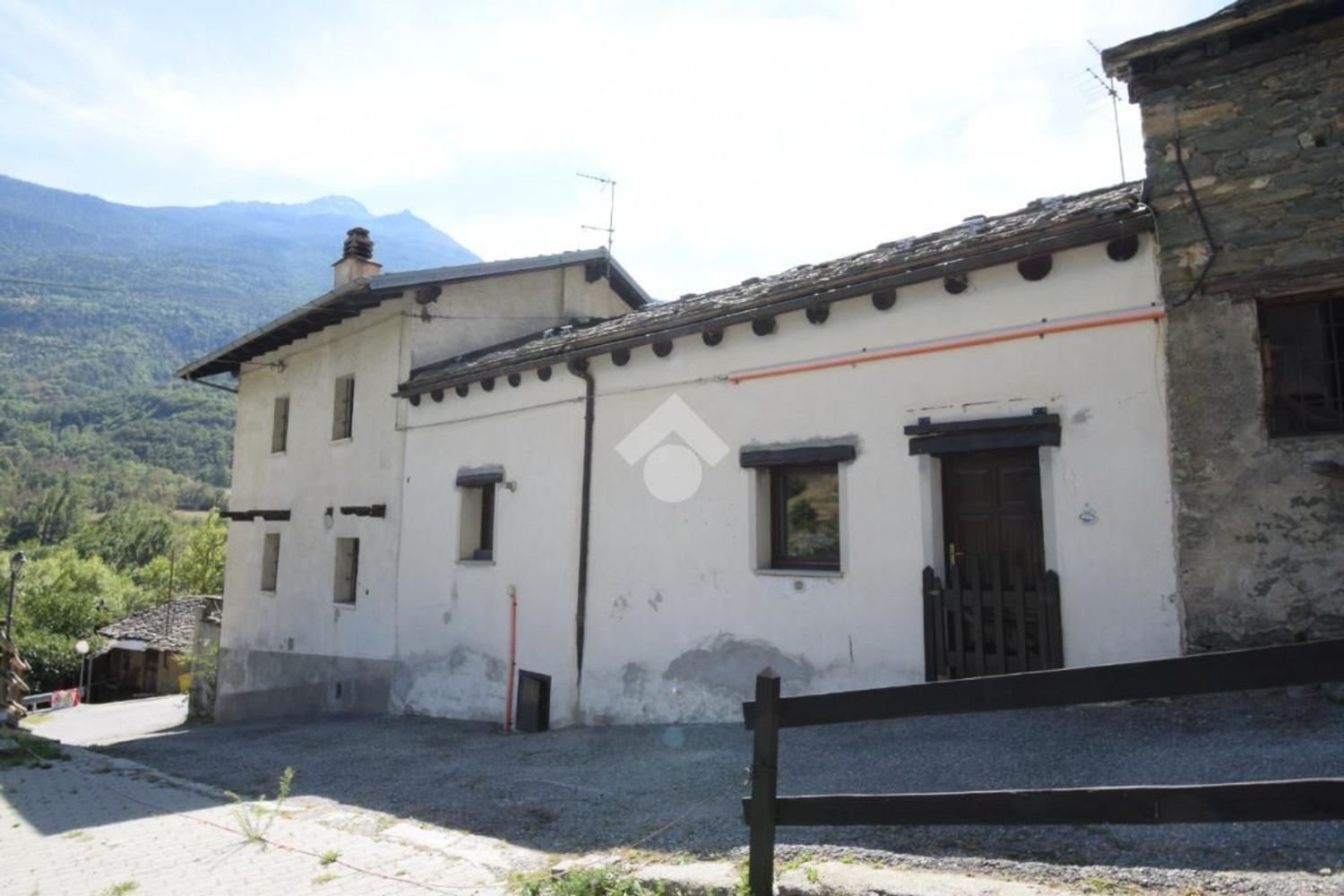 5 غرف نوم منزل في Saint Denis, Italy رقم 362416