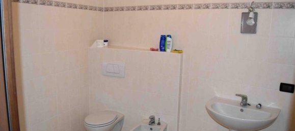 Estudio en Ranzanico, Italy No. 306752 12