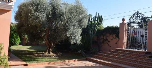 4 غرف نوم فيلا في Estepona, Spain رقم 119932 6