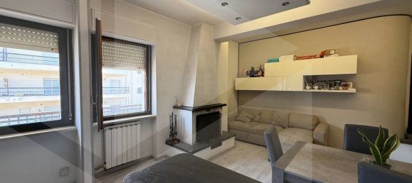 3 rooms Apartment in Avezzano, Italy No. 25524 8