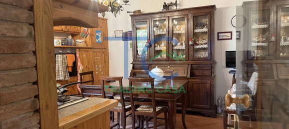 2 bedrooms House in Podenzano, Italy No. 305885 5