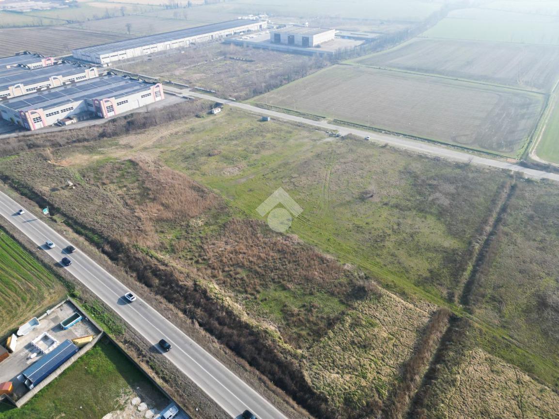 14800m² Land in Offlaga, Italy No. 155512