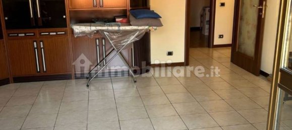 2 bedrooms Apartment in Saronno, Italy No. 373595 9