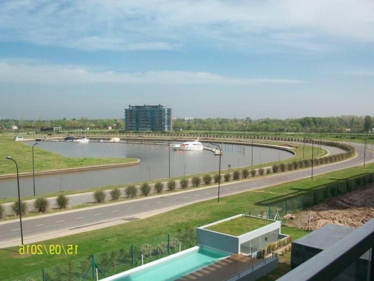 Apartamento de 2 dormitorios en Tigre, Argentina No. 7528