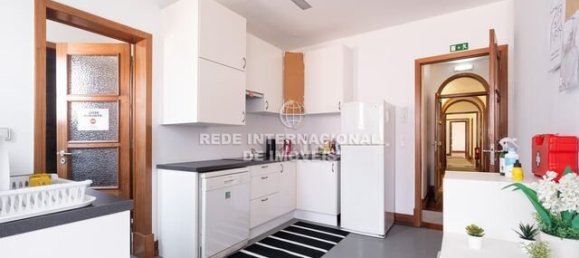7 bedrooms Apartment in Lisbon, Portugal No. 213512 20