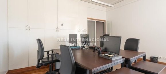 7 bedrooms Apartment in Lisbon, Portugal No. 213512 17