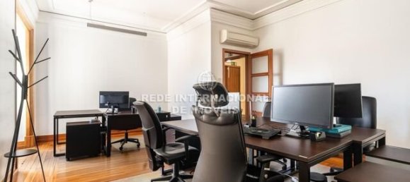 7 bedrooms Apartment in Lisbon, Portugal No. 213512 14