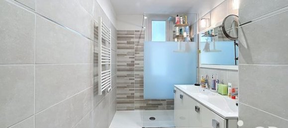 Apartamento de 2 dormitorios en Perpignan, France No. 282937 10