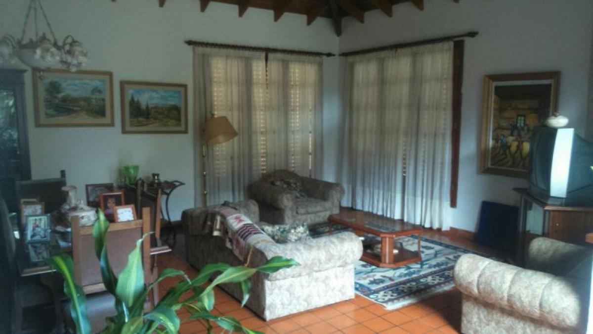 3 bedrooms House in Buenos Aires, Argentina No. 71350