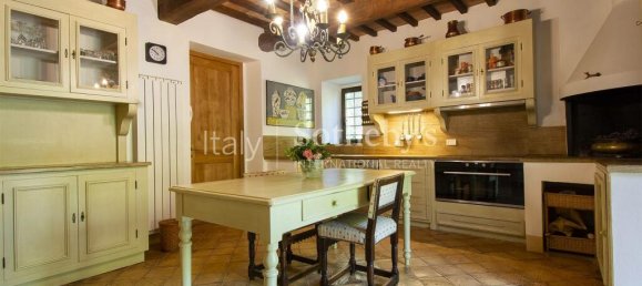 5 bedrooms House in San Casciano dei Bagni, Italy No. 58732 7