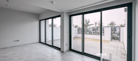 Таунхаус с 3 спальнями в Dubai Land, ОАЭ № 34491 2