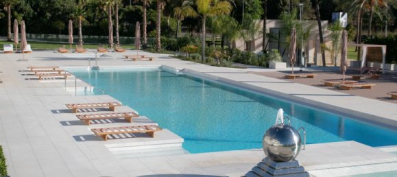 4 Schlafzimmer Wohnung in Marbella Golden Mile, Spain, Nr. 571 2