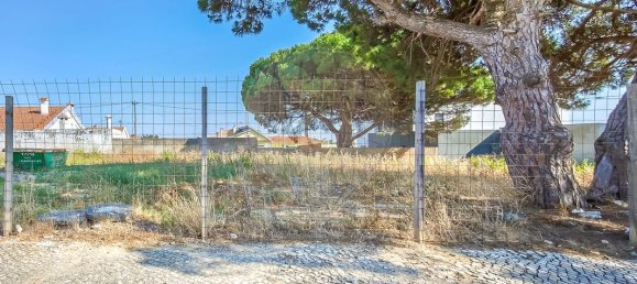 263m² Land in Cascais, Portugal No. 231551 3