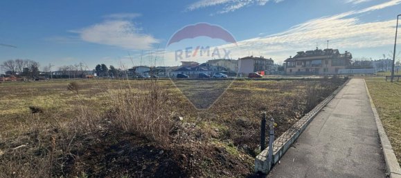 Terreno en Caravaggio, Italy 6900 m² No. 55118 3