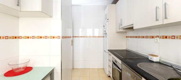 4 bedrooms Apartment in Granada, Spain No. 104734 7