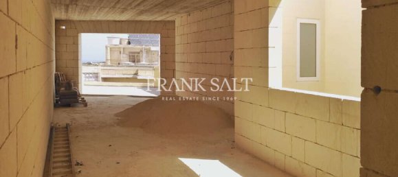 2 bedrooms Penthouse in Nadur, Malta No. 547 27