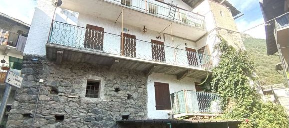 2 bedrooms Apartment in Donnas, Italy No. 208844 5
