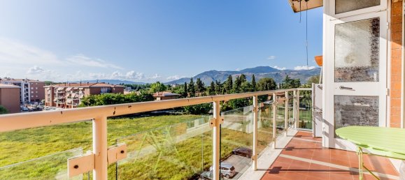 3-salle Appartement à Latina, Italy No. 295434 23