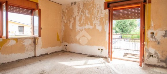 3 bedrooms Apartment in Cittaducale, Italy No. 298322 6