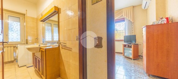 2 bedrooms Apartment in Rome, Italy No. 44877 22