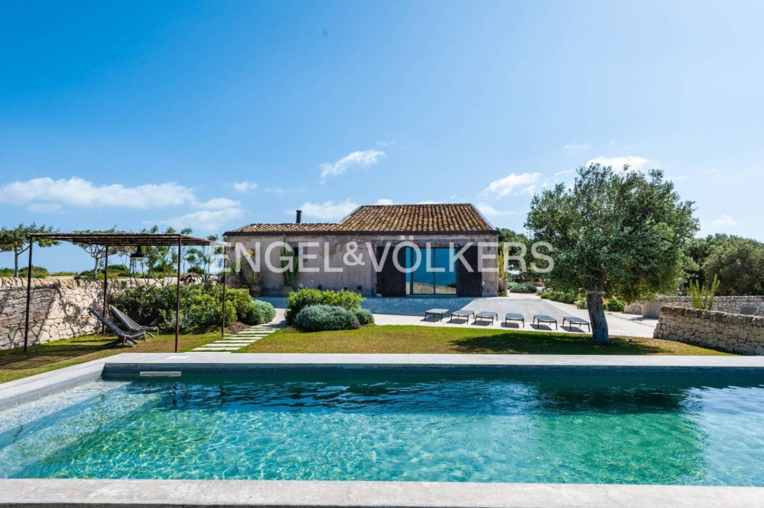 4 chambres Villa à Portopalo di Capo Passero, Italy No. 108032