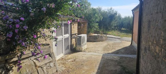 4 bedrooms House in Ortona, Italy No. 337745 28