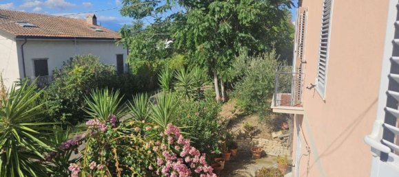 4 bedrooms House in Ortona, Italy No. 337745 24