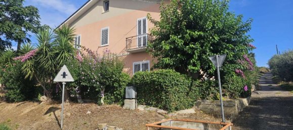 4 bedrooms House in Ortona, Italy No. 337745 42