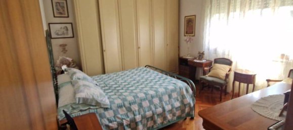 2 bedrooms Villa in Venice, Italy No. 341695 9