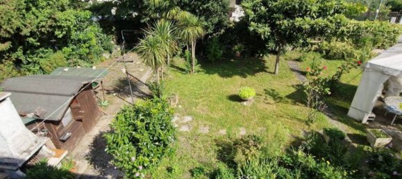 2 bedrooms Villa in Venice, Italy No. 341695 2