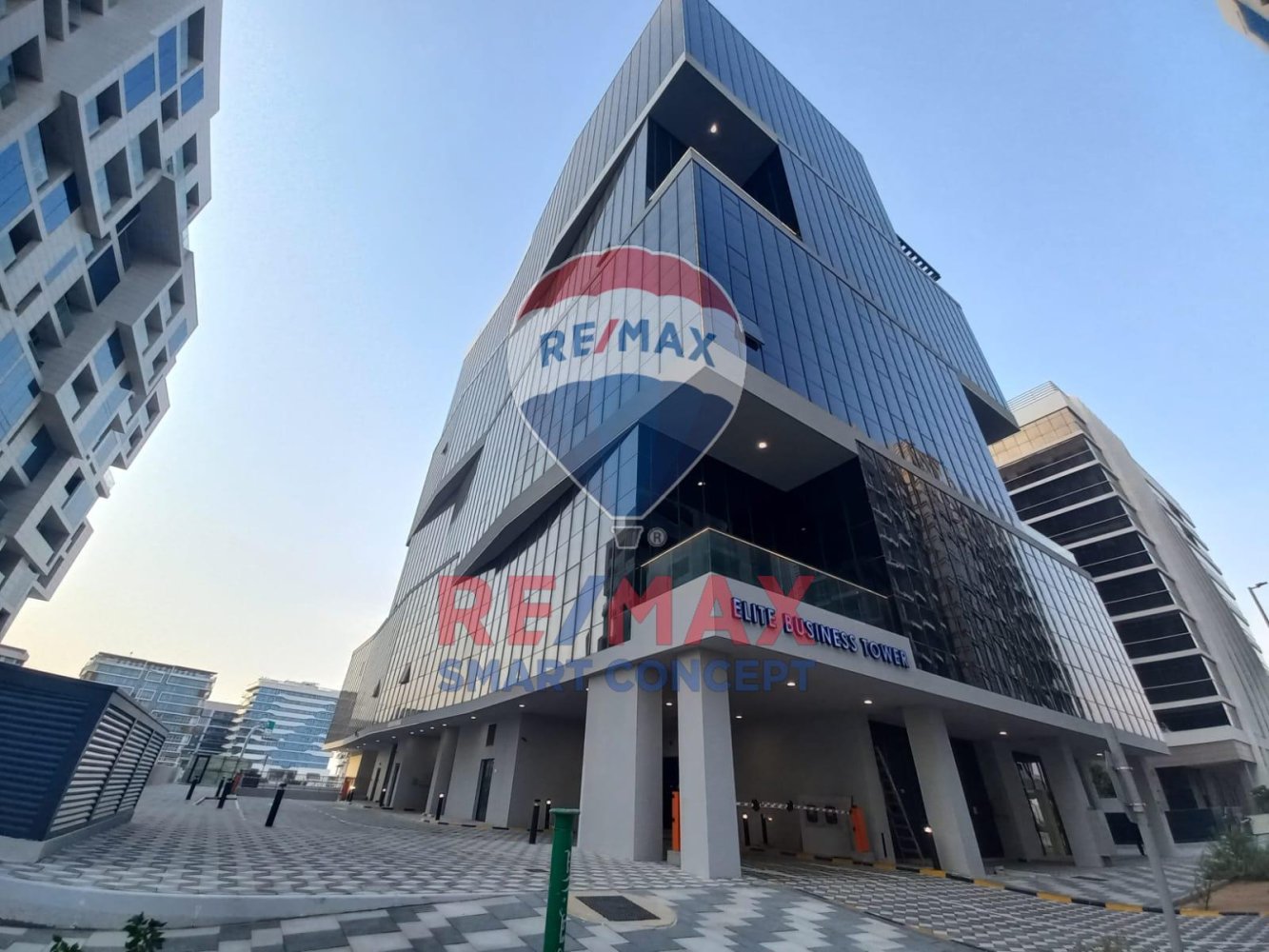 Bureau à Al Raha Beach, UAE 89m² No. 38811