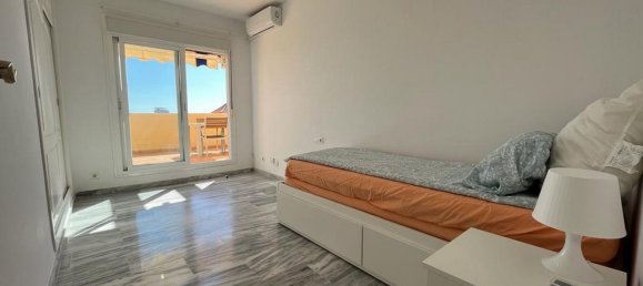 3 bedrooms Penthouse in Estepona, Spain No. 139044 9