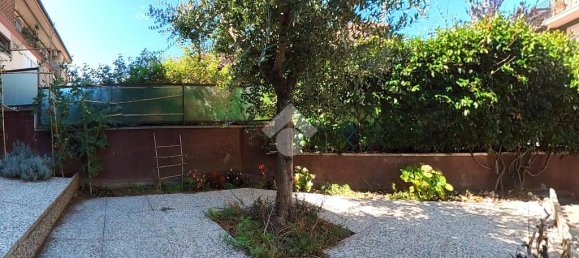 3 Schlafzimmer Wohnung in Rome, Italy, Nr. 324715 7