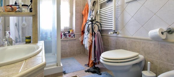 3 Schlafzimmer Wohnung in Rome, Italy, Nr. 324715 37